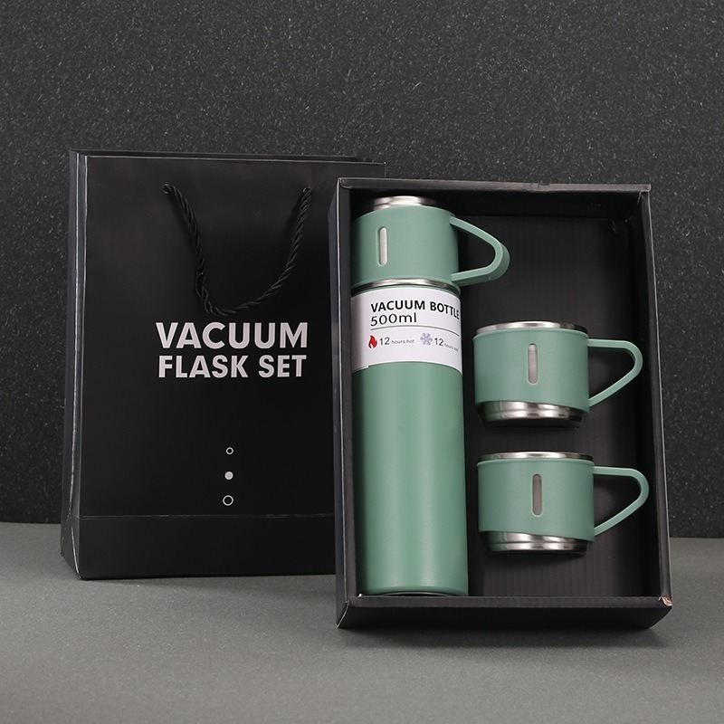 Butelka termiczna ze stali nie – Water Bottle Blank recenzja i cena